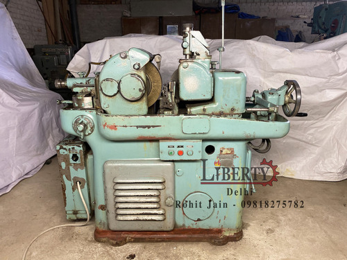 TOS Centerless Grinding Machine