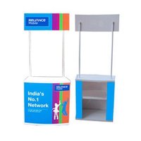Folding Demo Table
