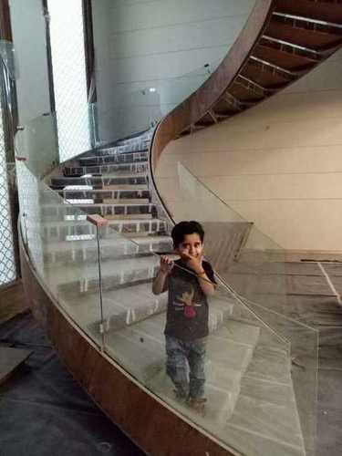 Railing glass