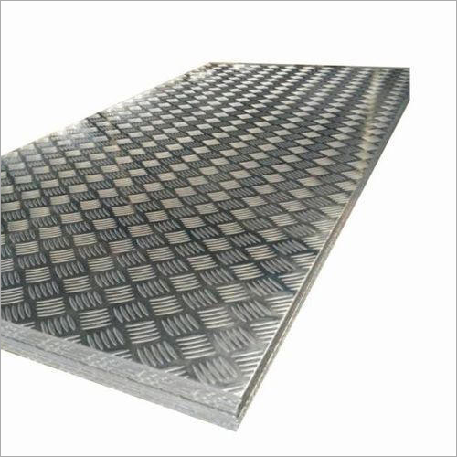 Stainless Steel Chequered Plate By SAGAR STEEL CORPORATION