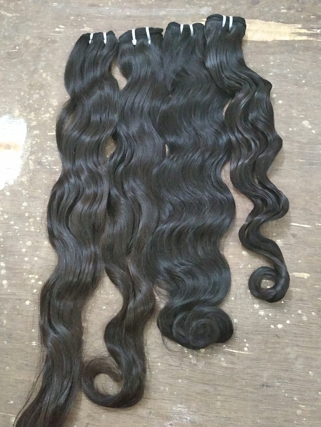 RAW NATURAL CURLY HAIR
