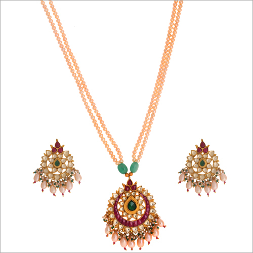 WST1361RG Paachi Kundan Necklace Set By DESAI JEWELLERS PVT LTD