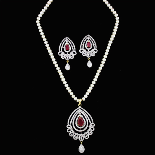 Fancy Pearl Necklace Set By DESAI JEWELLERS PVT LTD