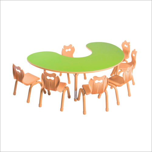 Parrot Green Group Table And Chair