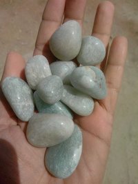 Moss Agate Rough and tumbled high polished light green Natural Stones And Round Pebbles