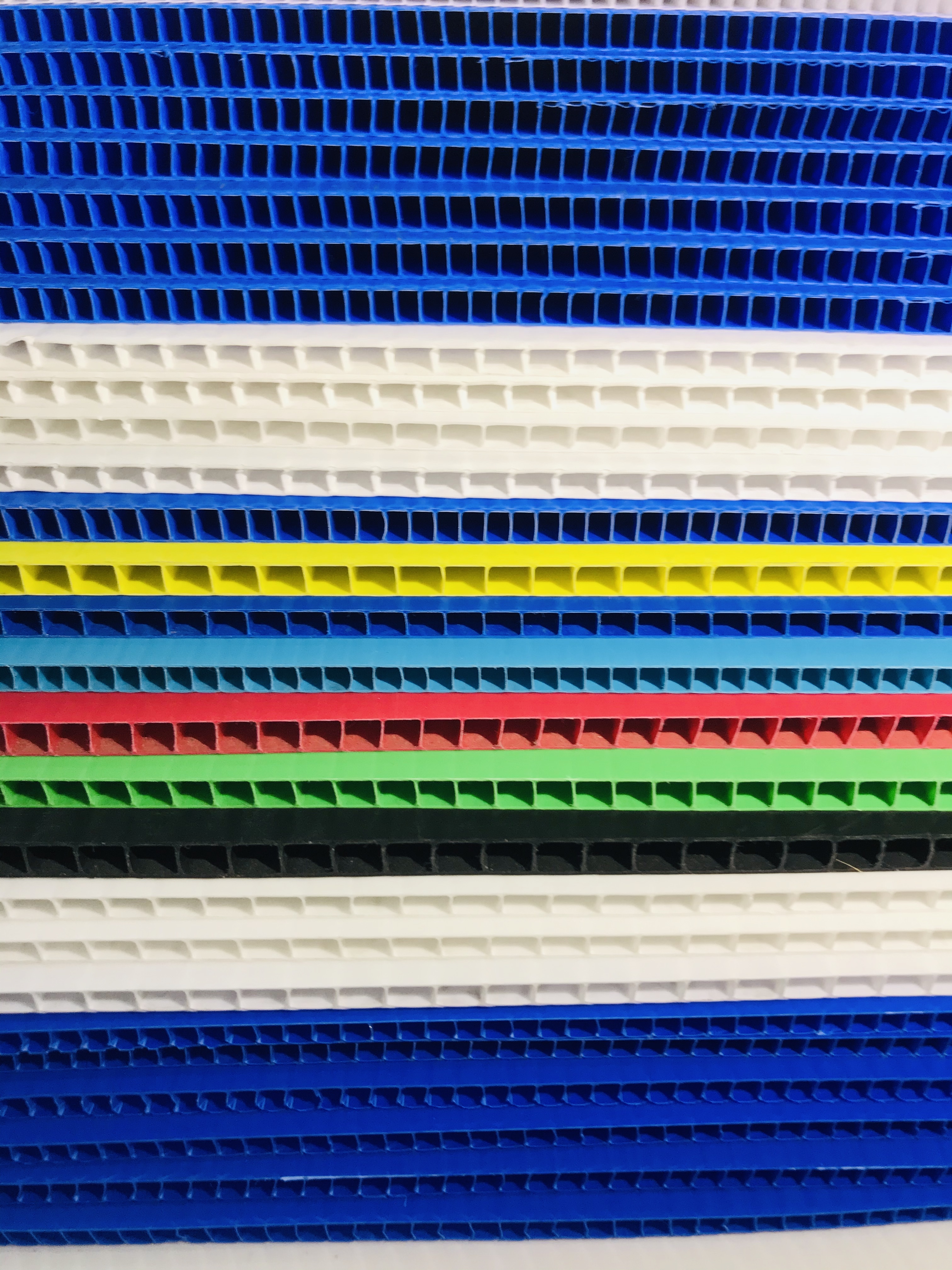 Hollow Corrugated Sheet