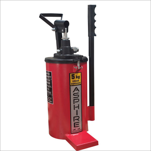 05 Kg Grease Dispenser Lifting Capacity: 5  Kilograms (Kg)