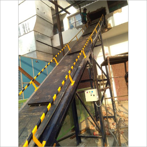 Vertical Industrial Conveyor