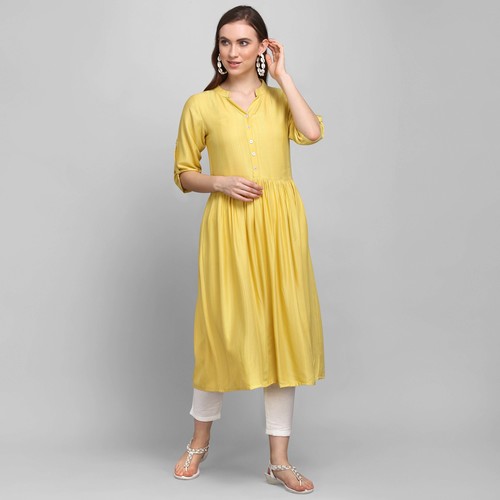 Women Rayon Anarkali Kurta With Trouser