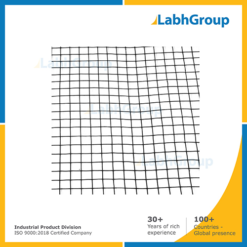 Welded Metal Wire Mesh Fence By LABH PROJECTS PVT. LTD.