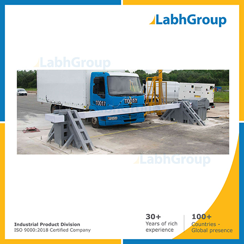 Drop Arm Crash Barrier