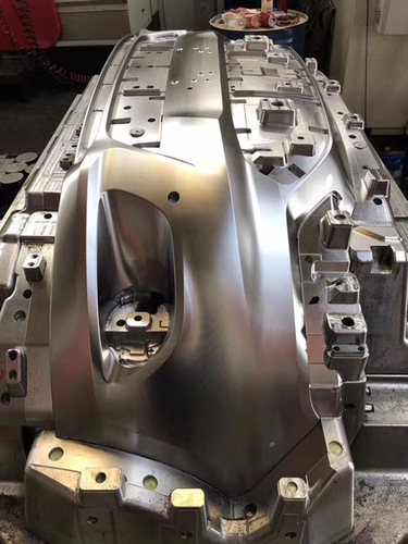 Front Bumper Mold Cavity: 1 Cavity