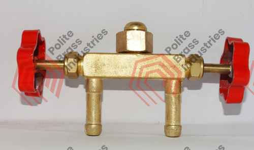 Brass Double Nozzle Valve - Color: Golden