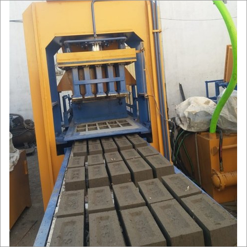 Fully Automatic Fly Ash Brick Making Machine Dimension(L*W*H): 750 X 840 X 300 Centimeter (Cm)