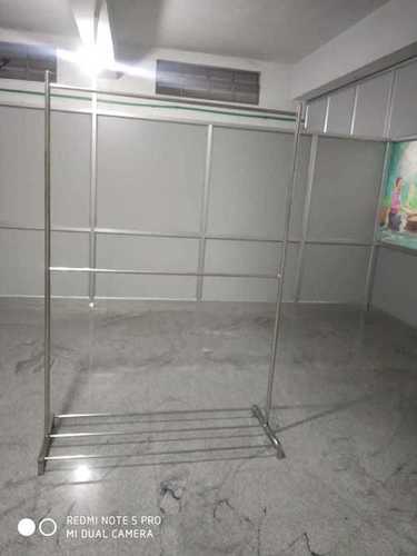 Cloth Show Room Stainless Steel Portable Hangers In Ramanathapuram