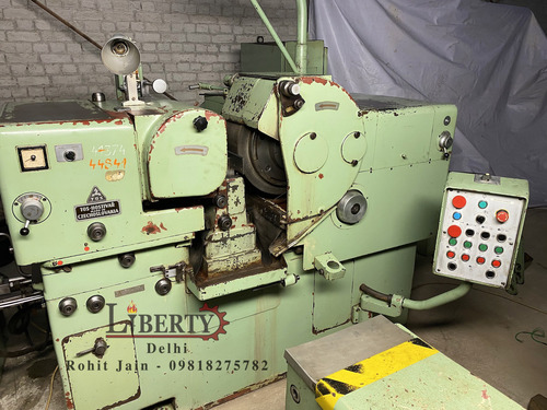 TOS BB10 Centerless Grinding Machine
