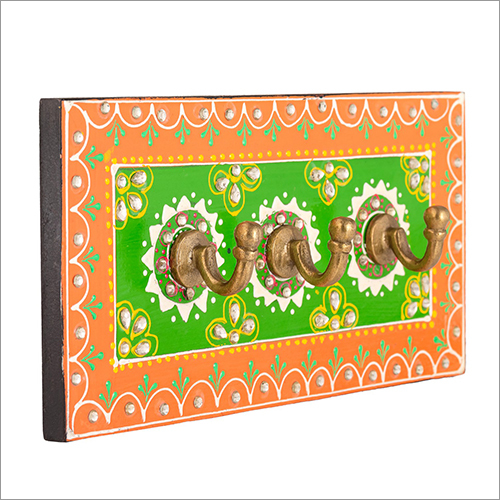 Multicolor 3 Hook Hanging Plate