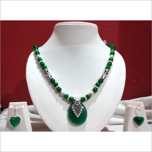 Green Jade Stone Necklace With Earring
