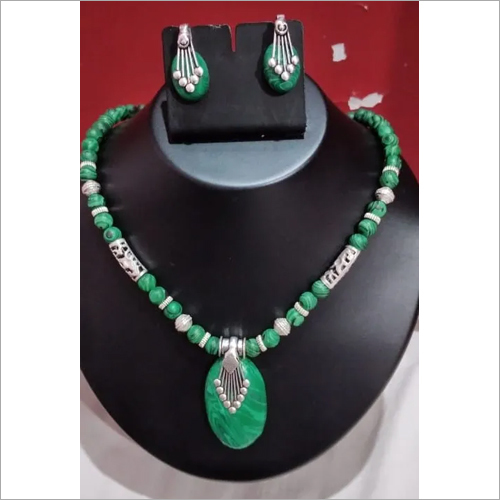 Green Aventurine Stone Necklace With Earrings