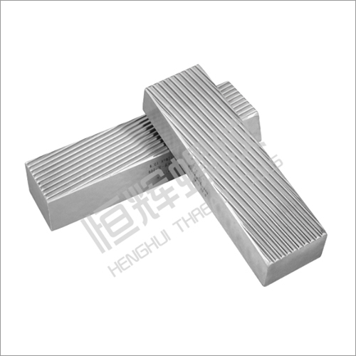 Flat Thread Rolling Die for R-Shaped Thread