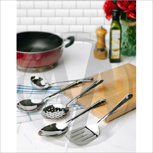 Sober Kitchen Tool Set