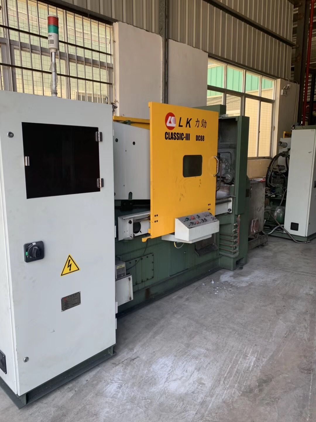 Used Lk 88t Hot Chamber Die Casting Machine