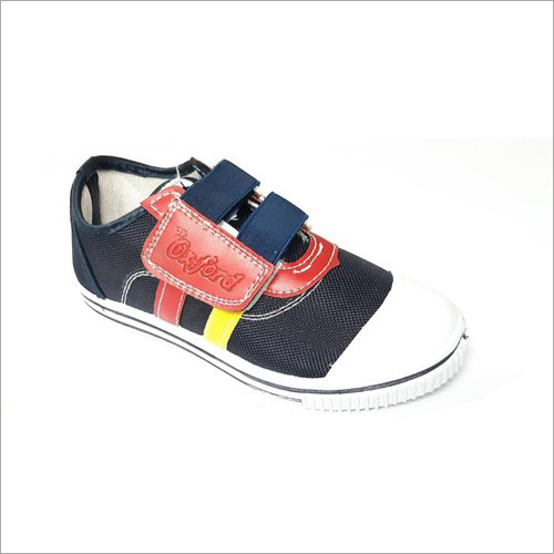 canvas shoes with velcro fastening