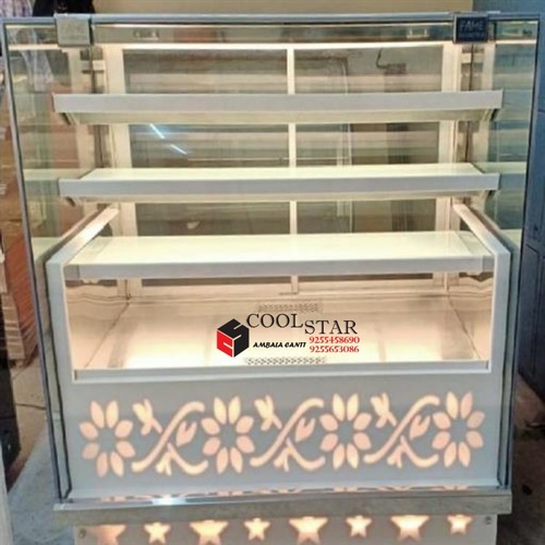 Sweet Display Counter