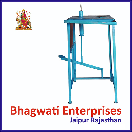 Manual Strap Fitting Machine