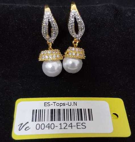 American Diamond Earring With Gold Plating With Stone Excellent