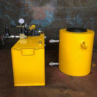 Hydraulic Jack ( 250 Ton ) Capacity With Hydraulic Hand Pump - Body Material: Steel