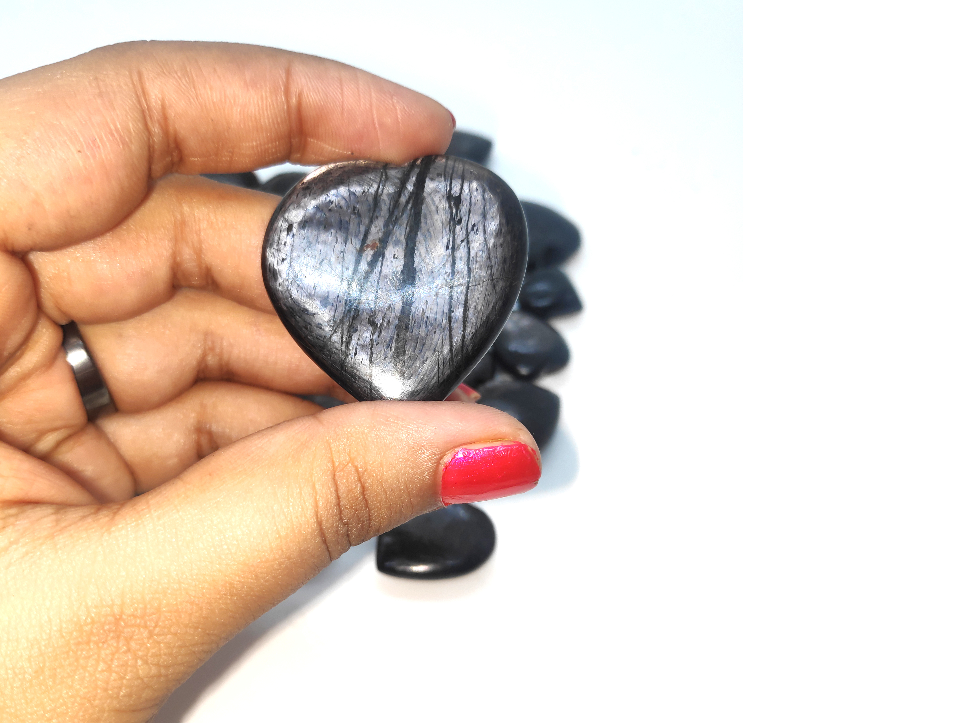 Hypersthene Hearts