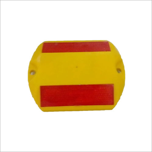 Yellow Body Red Lens Road Stud