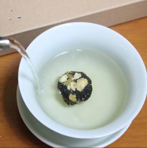 Dragon Pearl Handmade 100% Natural Jasmine Black Tea Ball