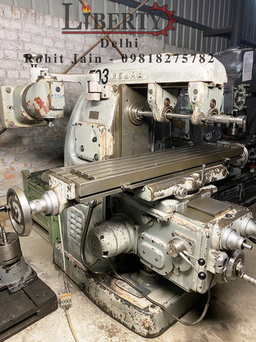 Universal Milling Machine