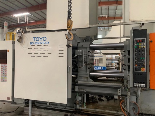 Grey Used Toyo 250t Die Casting Machine