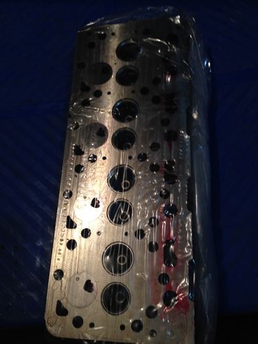 1G677-03040 Comp.cylinder Head