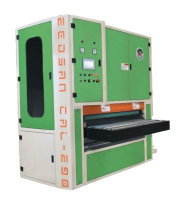 Single Head Calibrating Machine - Color: Green-White