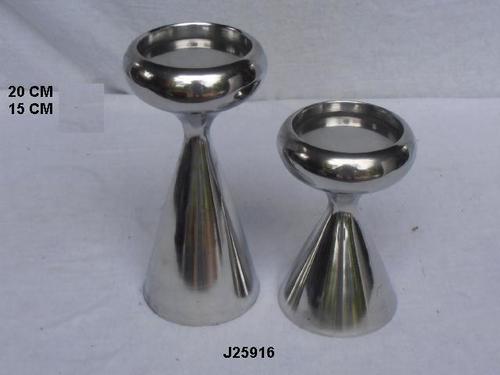 Metal candle holder made in Aluminium with mirror polish