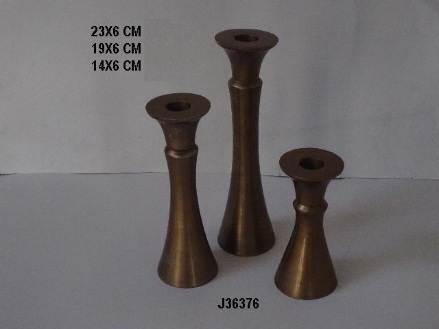 Metal candle holder made in Aluminium with mirror polish