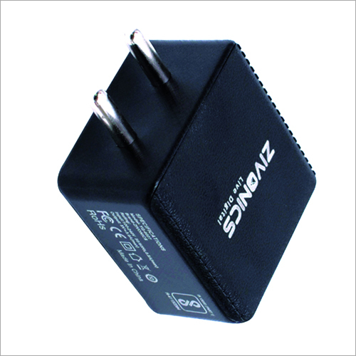 Usb Charger Black Adapters Body Material: Plastic + Fabric