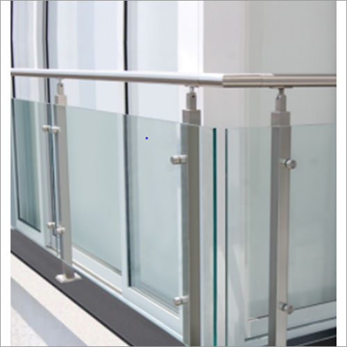 Top Mounted Railing Square Baluster Size: As Per Requirement