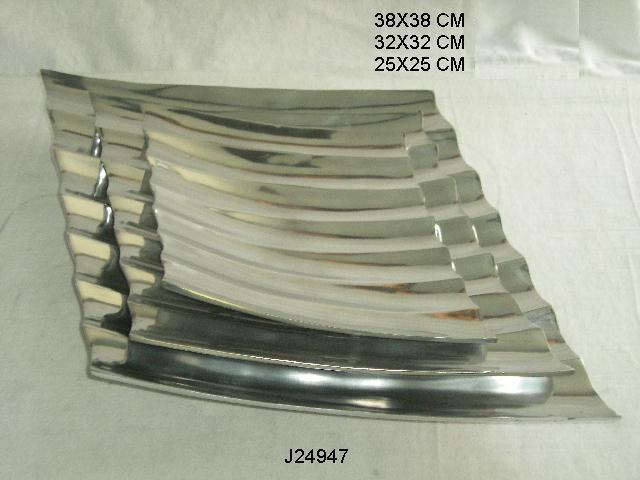 Aluminum Bowl Leaf Shape in Mirror Polish