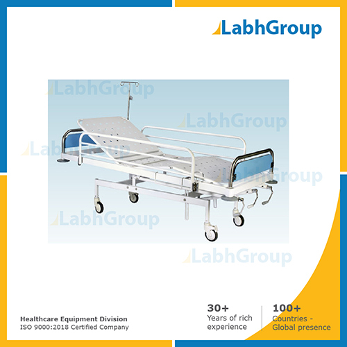 Recovery bed for hospital room