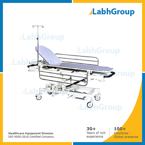Emergency and recovery trolley for hospital By LABH PROJECTS PVT. LTD.
