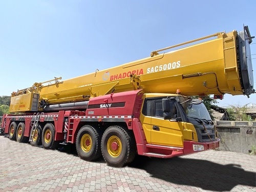 Crane On Rent 500MT