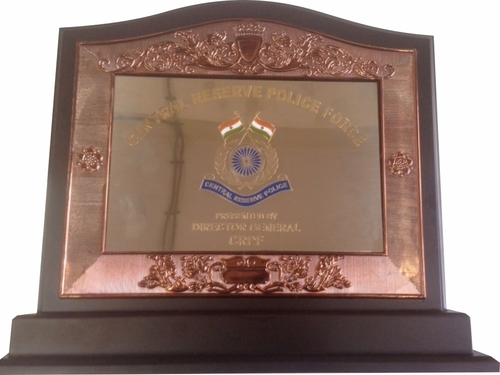 Plaques And Mementos
