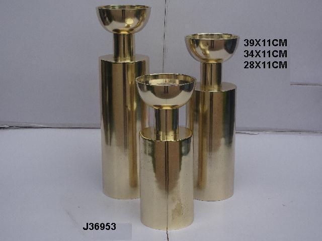 Aluminum Candle Holder With Brass Finish