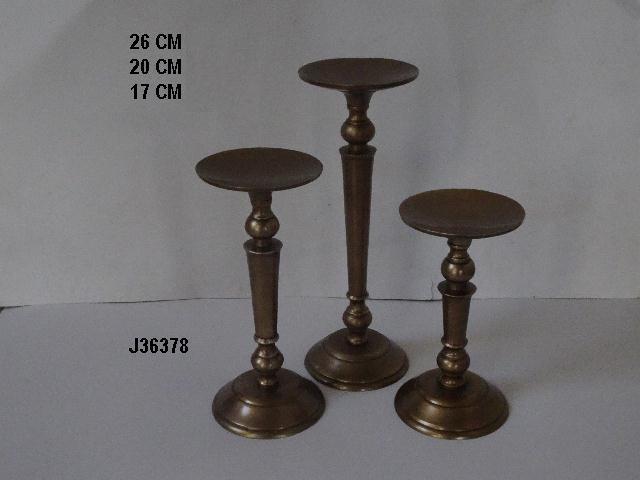 Aluminum Candle Stick Holder With Brass Finish