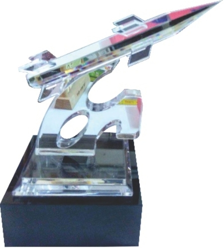 Customized Polished Modern Look Awards And Trophy for Prize Distribution Ceremony